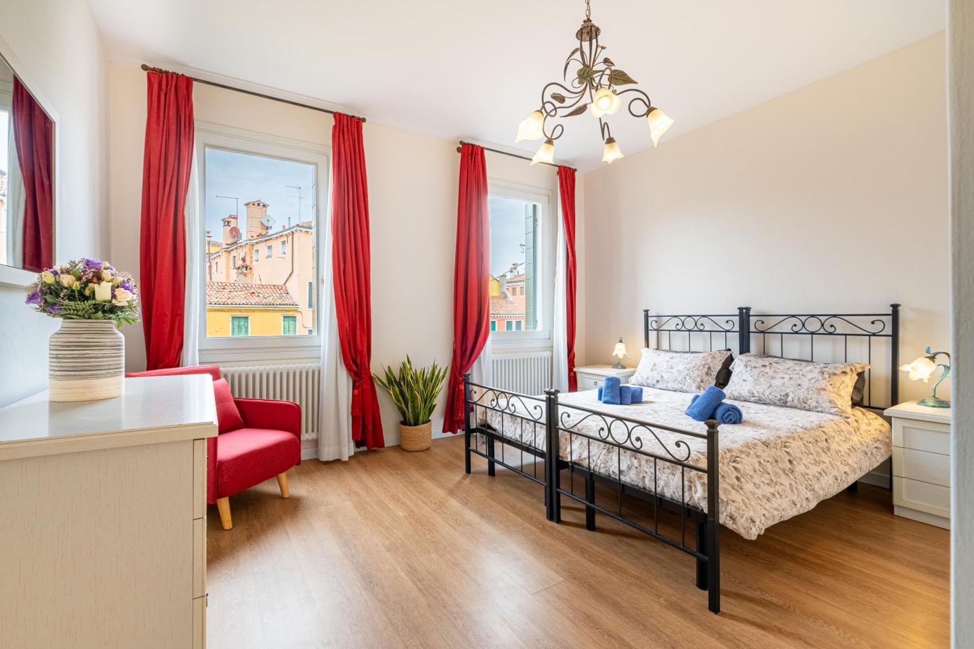 Vista Canale, 4 Ospiti, 2 E 2 Bagni Apartamento